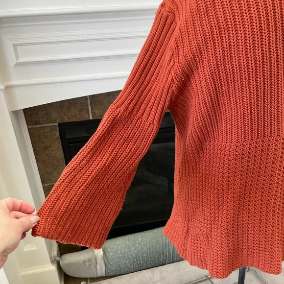 Dress Barn XL burnt orange sweater, one snap in front, bell sleeves. - Picture 4 of 8